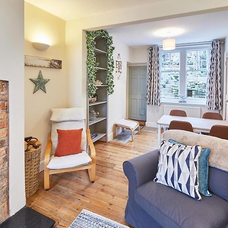 Host & Stay - 1 Coastguard Cottages Скарбъро Екстериор снимка